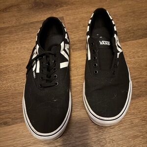Vans Men's Black and White Canvas Sneakers